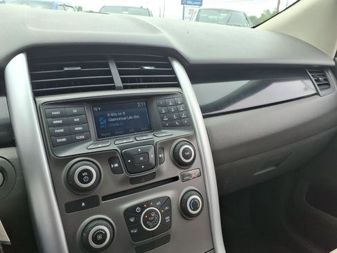Used 2014 Ford Edge SE w/ Equipment Group 101A FWD image 28