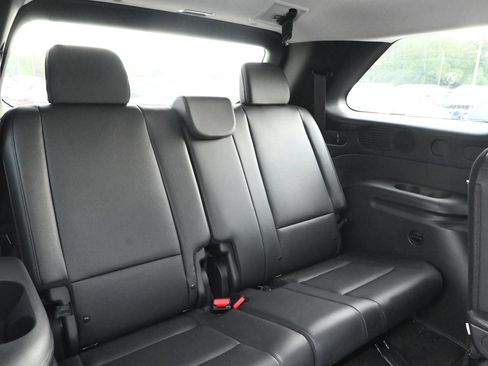 Used 2026 Hyundai Palisade SEL FWD image 32