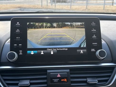Used 2019 Honda Accord EX-L image 24