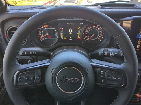 New 2025 Jeep Wrangler Rubicon image 31