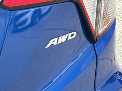 Used 2022 Honda HR-V EX image 9