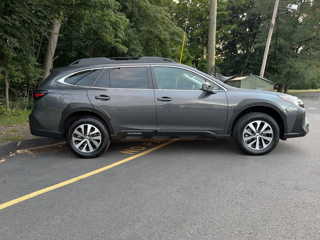 Certified 2024 Subaru Outback Premium AWD/4WD image 9