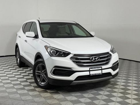 Used 2018 Hyundai Santa Fe Sport w/ Winter Weather Package FWD image 2