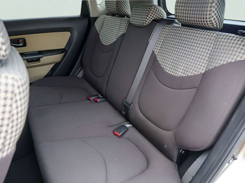 Used 2011 Kia Soul ! image 25