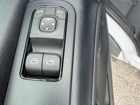 Used 2026 Mercedes-Benz Sprinter 2500 image 13