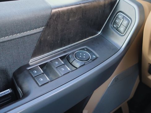 Certified 2022 Ford F150 Lariat w/ Max Trailer Tow Package image 18