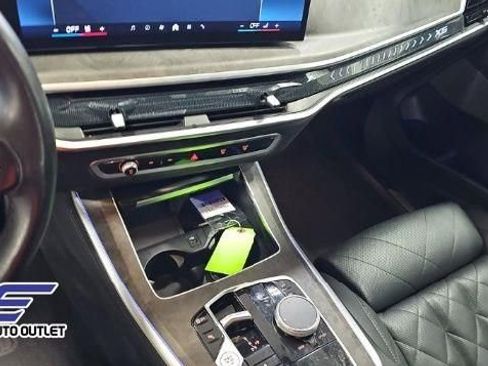 Used 2024 BMW X5 xDrive40i w/ Premium Package image 15