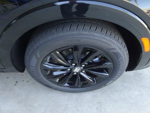 New 2026 Buick Envista Sport Touring w/ Convenience I Package FWD image 10