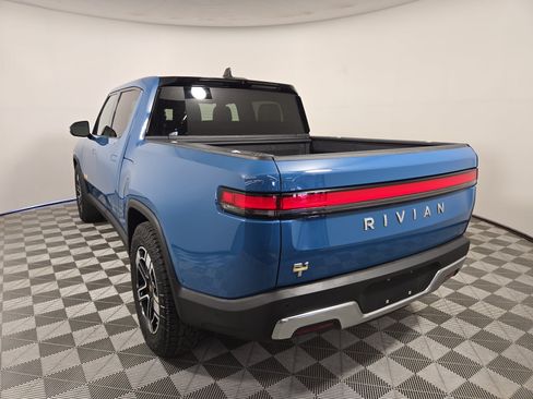 Used 2022 Rivian R1T Launch Edition AWD/4WD image 3