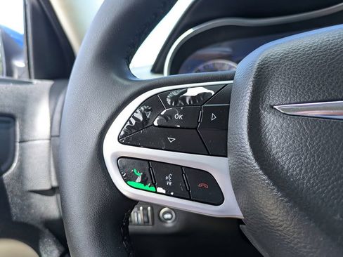 Used 2022 Chrysler 300 Touring RWD image 24