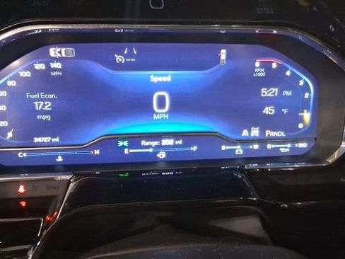 Used 2025 Chevrolet Silverado 2500 LT w/ Convenience Package image 26