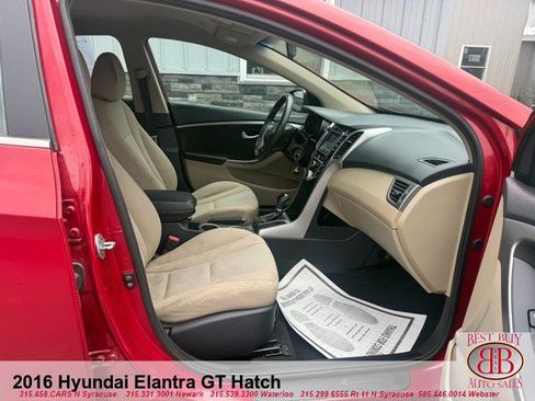 Used 2016 Hyundai Elantra GT FWD image 12