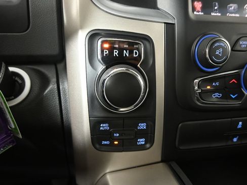 Used 2017 RAM 1500 Big Horn AWD/4WD image 29