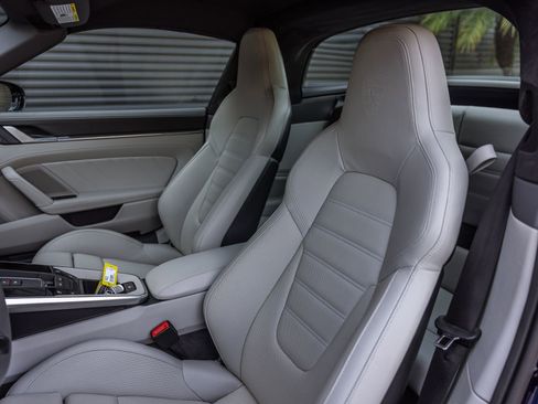 Certified 2024 Porsche 911 Targa 4 GTS image 5