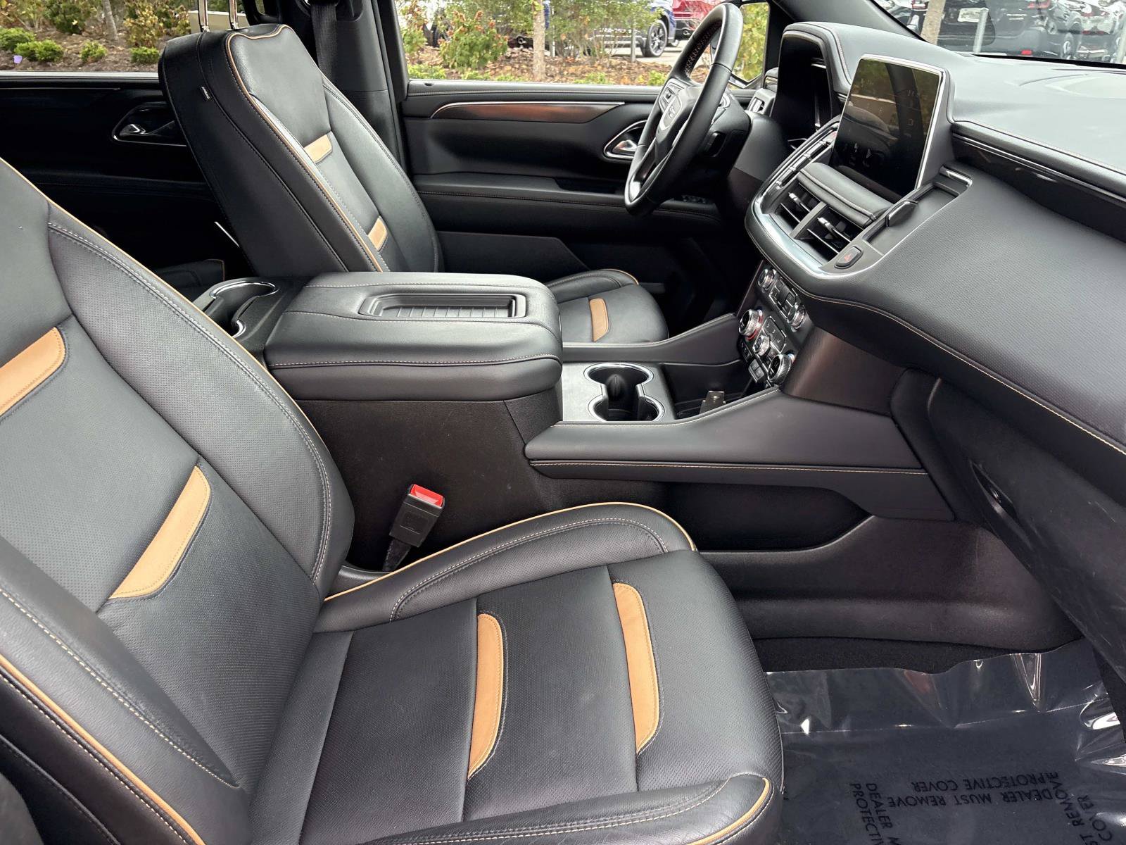 Used 2023 GMC Yukon XL AT4 AWD/4WD image 35