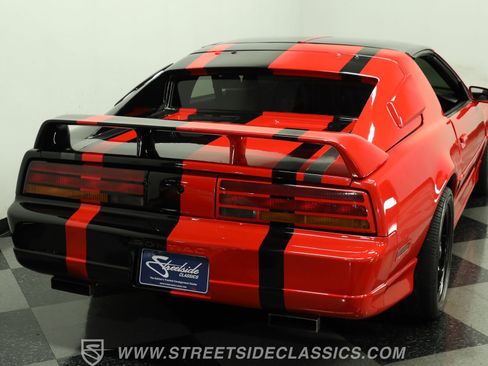 Used 1989 Pontiac Firebird Trans Am RWD image 10