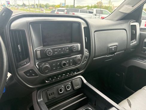 Used 2015 Chevrolet Silverado 2500 LTZ AWD/4WD image 15