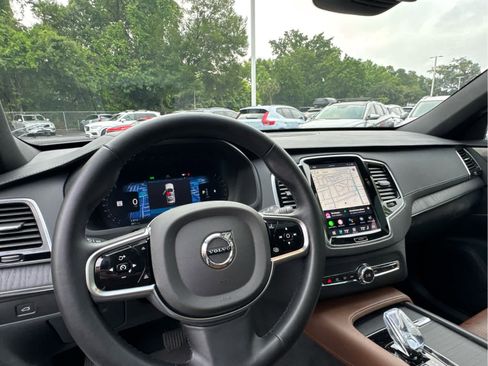 Certified 2025 Volvo XC90 B6 Ultra w/ Protection Package AWD/4WD image 29