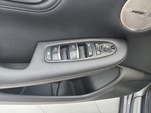 Used 2025 INFINITI QX55 Essential AWD/4WD image 32