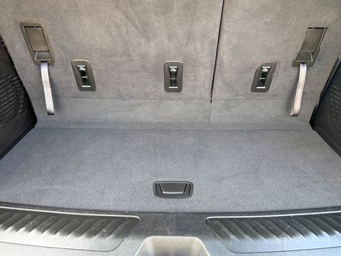 Used 2024 Chevrolet Tahoe LT AWD/4WD image 18