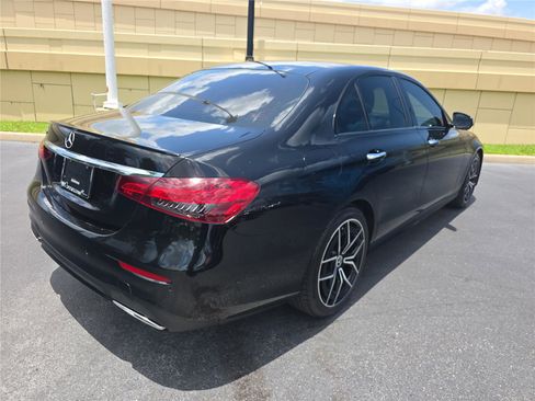 Used 2022 Mercedes-Benz E 350 Sedan image 3