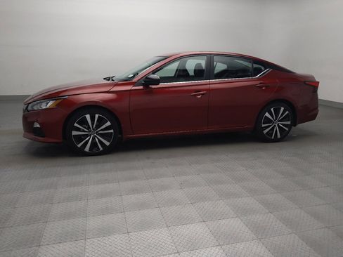 Used 2022 Nissan Altima 2.5 SR image 2
