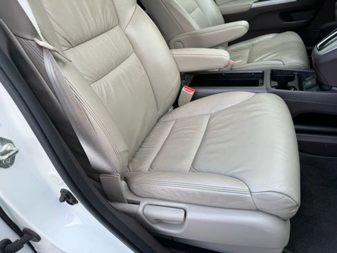 Used 2014 Honda CR-V EX-L image 8