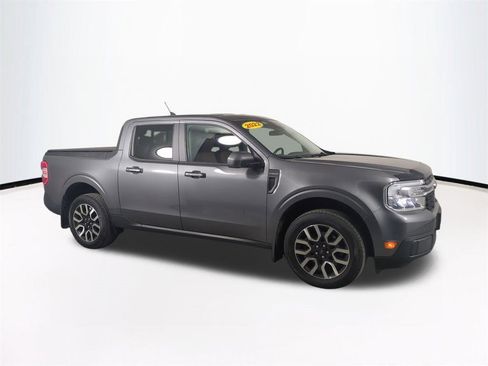 Used 2022 Ford Maverick Lariat w/ Lariat Luxury Package image 2