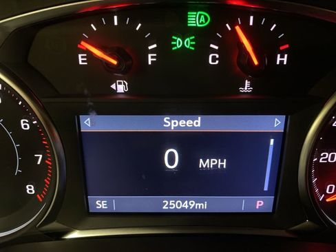 Used 2025 Chevrolet Blazer LT image 21