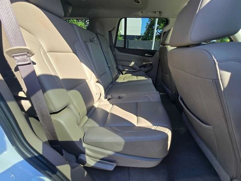 Used 2020 GMC Yukon SLT w/ Open Road Package AWD/4WD image 12