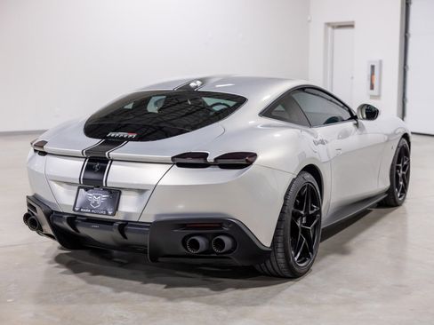 Used 2024 Ferrari Roma image 9