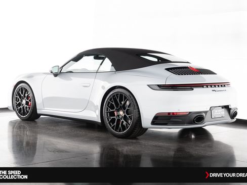 Used 2024 Porsche 911 Carrera S image 8
