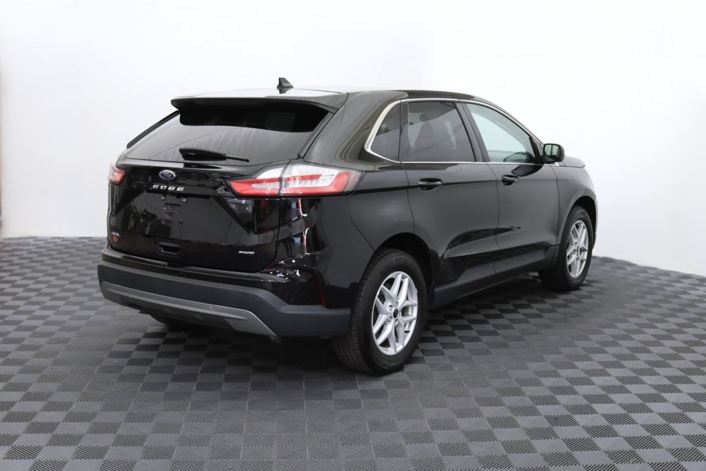 Used 2023 Ford Edge SEL AWD/4WD image 8