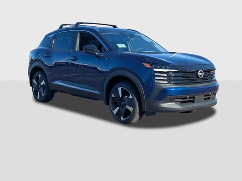 New 2026 Nissan Kicks SR image 8