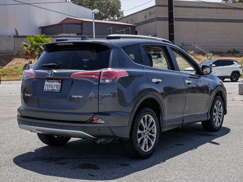 Used 2017 Toyota RAV4 Limited w/ Preferred Accessory Package FWD image 4