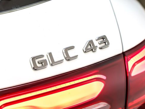 Used 2024 Mercedes-Benz GLC 43 AMG 4MATIC image 10