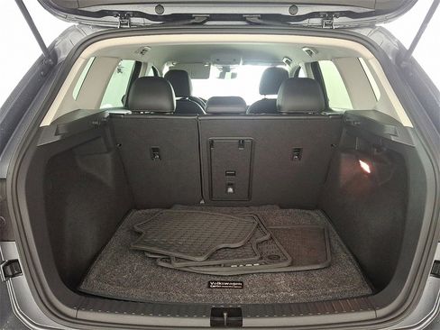 Used 2022 Volkswagen Taos SE w/ IQ.Drive SE Package image 30