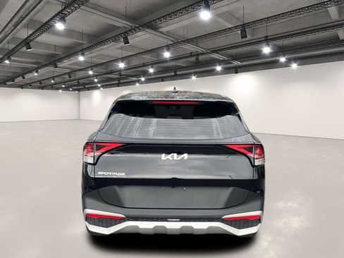 Certified 2023 Kia Sportage EX image 7