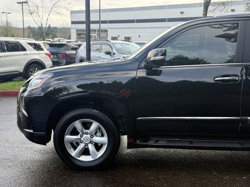 Used 2018 Lexus GX 460 image 7