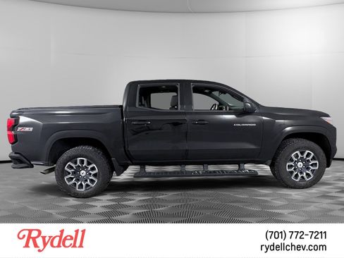 Used 2025 Chevrolet Colorado Z71 w/ Technology Package image 6