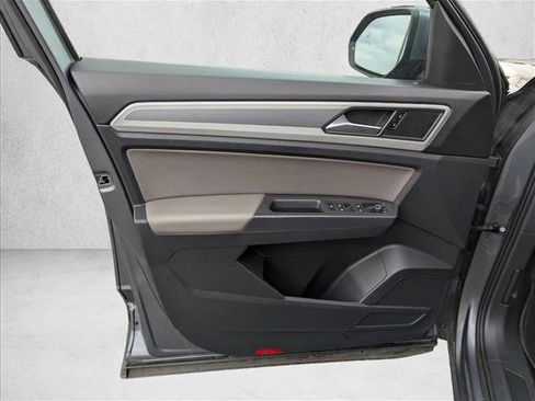 Used 2021 Volkswagen Atlas S image 21