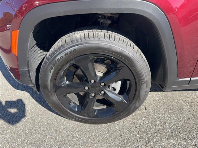 Used 2026 Jeep Grand Cherokee Limited w/ Limited Altitude Package AWD/4WD image 10