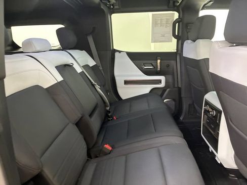 Certified 2025 GMC Hummer EV 3X w/ LPO, Cargo Utility Package AWD/4WD image 16