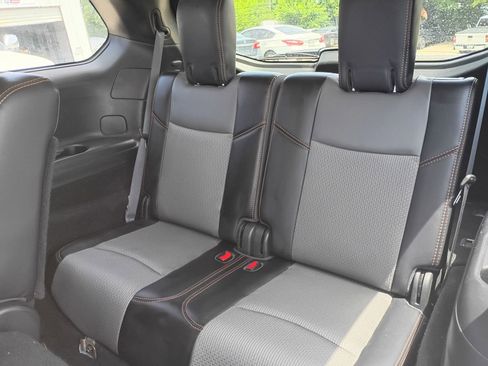Used 2019 Nissan Pathfinder SV w/ Rock Creek Edition FWD image 18
