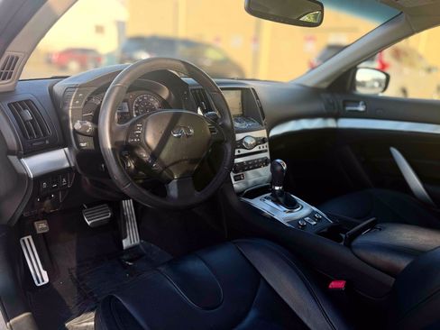 Used 2014 INFINITI Q60 Convertible w/ Premium Package RWD image 22