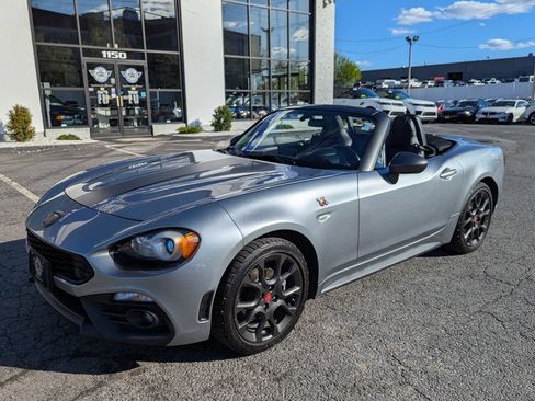 Used 2017 FIAT 124 Spider Abarth RWD image 37