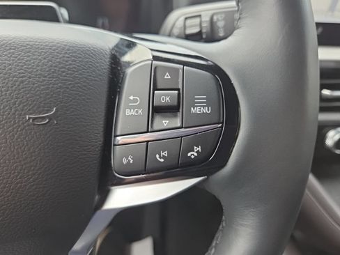 Used 2026 Ford Explorer Platinum w/ LUX Leather Package AWD/4WD image 35