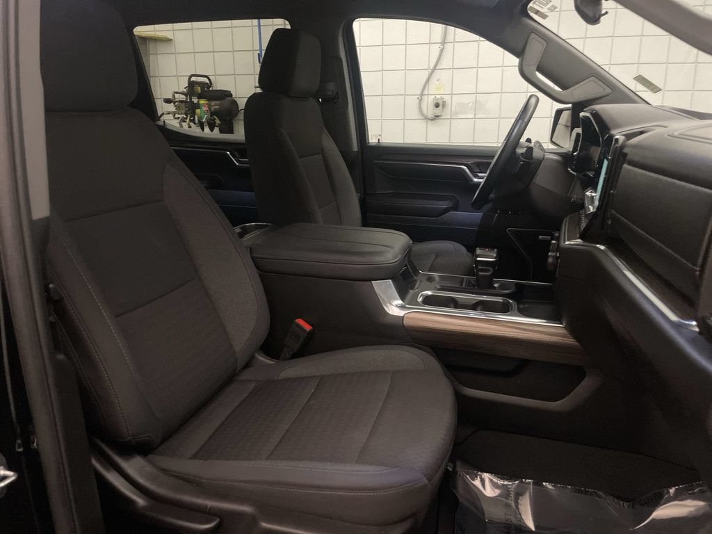 Used 2024 Chevrolet Silverado 1500 RST AWD/4WD image 22