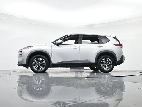 Used 2023 Nissan Rogue SV FWD image 38
