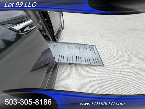 Used 2011 Honda Odyssey Touring image 56